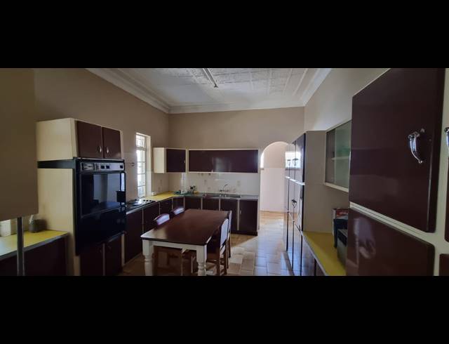 200M² OFFICE TO LET IN KRUGERSDORP CENTRAL